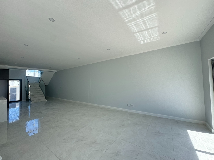 4 Bedroom Property for Sale in Sandown Western Cape